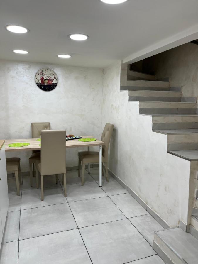 Maison Sabale' Apartment Napoli Ngoại thất bức ảnh